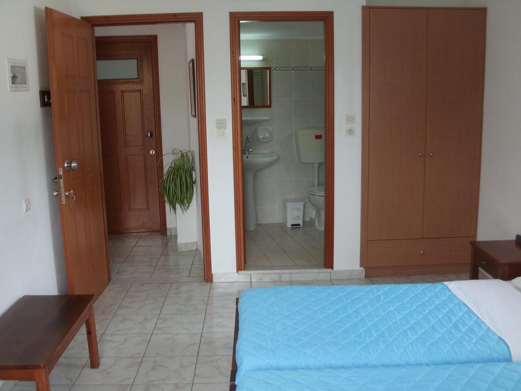 Anthea Apartments Палиохора Екстериор снимка